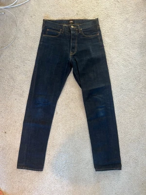 Lee jeans - snygga lee jeans storlek W29 L32.