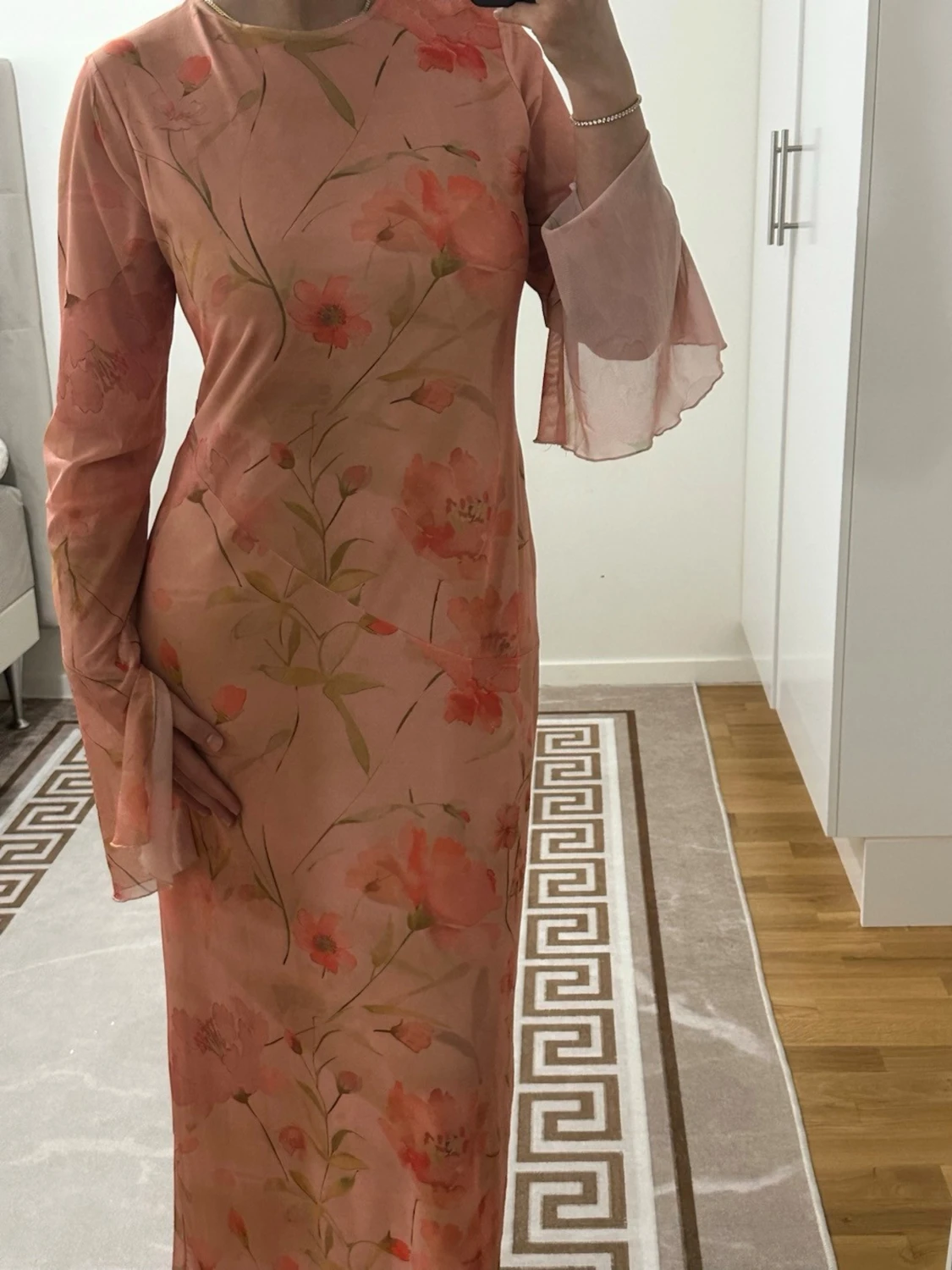 Blommig klänning 💖👗 Använd en gång - 2
