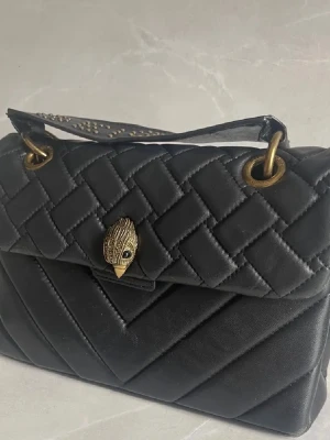 Kurt Geiger väska  - Supersnygg väska från Kurt Geiger!!😍 pris går att diskutera🥰