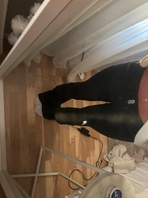 Nellys skinnbyxor - Lowasit typ oanvända 🥰 