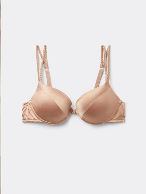 Intimissimi BH  - Säljer denna superfina behån från Intimissimi i storlek 75B. Modellen heter ”Bellissima Silk push-up behå”   Nypris är 619 :-  Hör av dig vid frågor!🤍