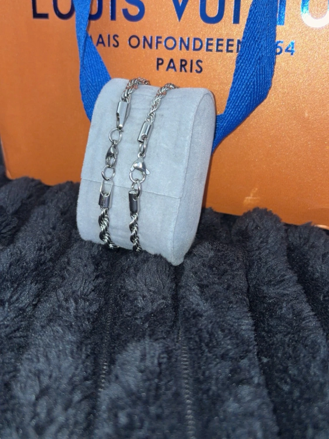 ( 2 för 160kr) Silverfärgat tvinnat armband - 2