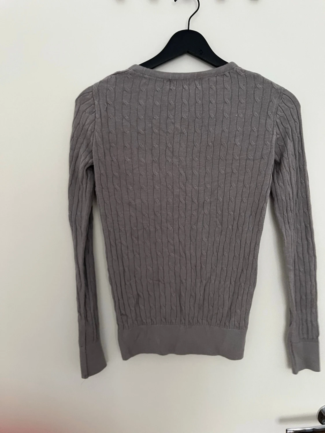 Grå kabelstickad kofta från Ralph Lauren - 1