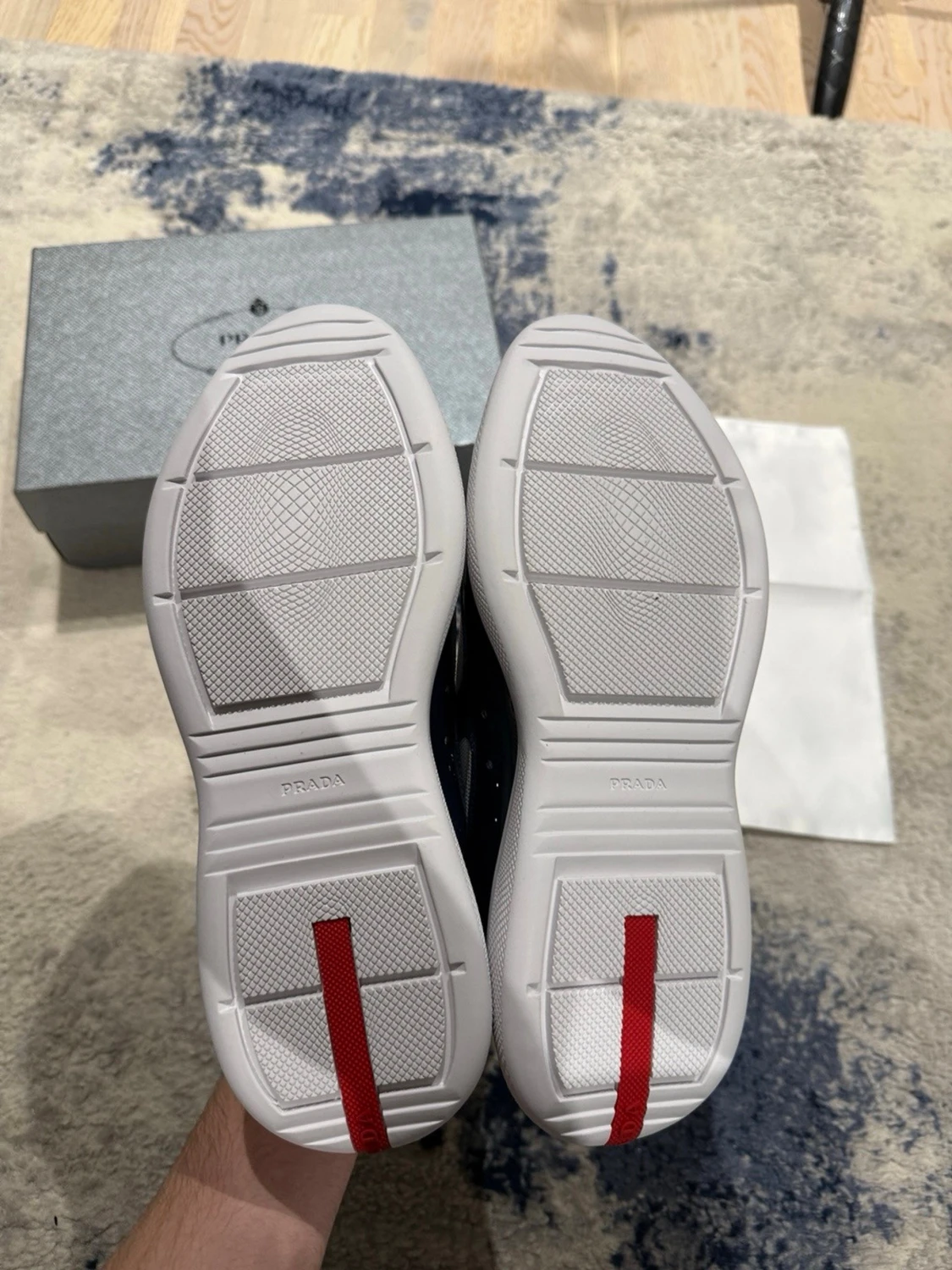 Prada cups mörkblå  - 5