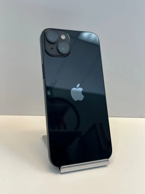 iPHONE 14 128GB  - Svart iPhone 14 med 128GB lagring, köpt 1,5 år sedan. Bra skick och kameran är faktiskt helt sjukt bra !!! Har en tunn repa på skärmen men den syns knappt. Telefonen är hållbar och batteriet håller länge! Skriv vid frågor💞💕