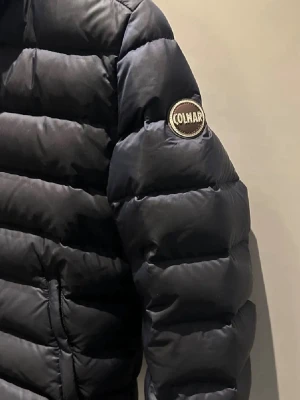 Snygg jacka från Colmar - Jätte snygg colmar jacka. Den är i bra skick och storleken är ungefär Xs-S! Skriv om ni har några frågor eller funderingar 💞