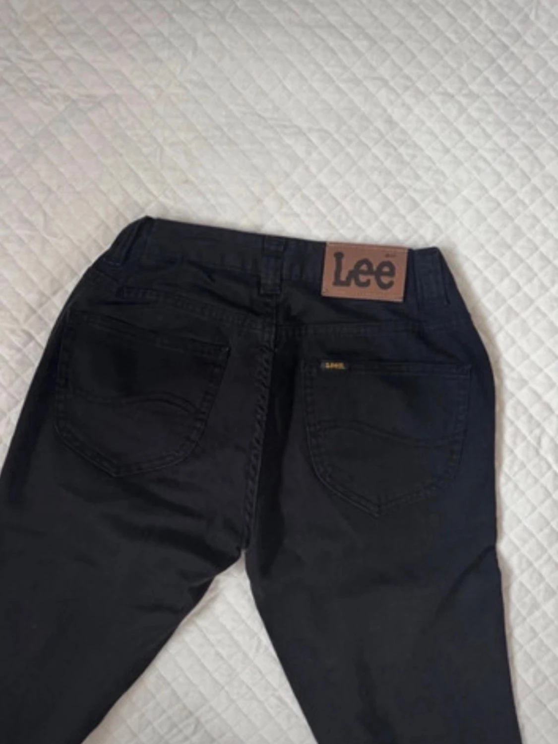 Svarta Lee jeans med rak passform - 2