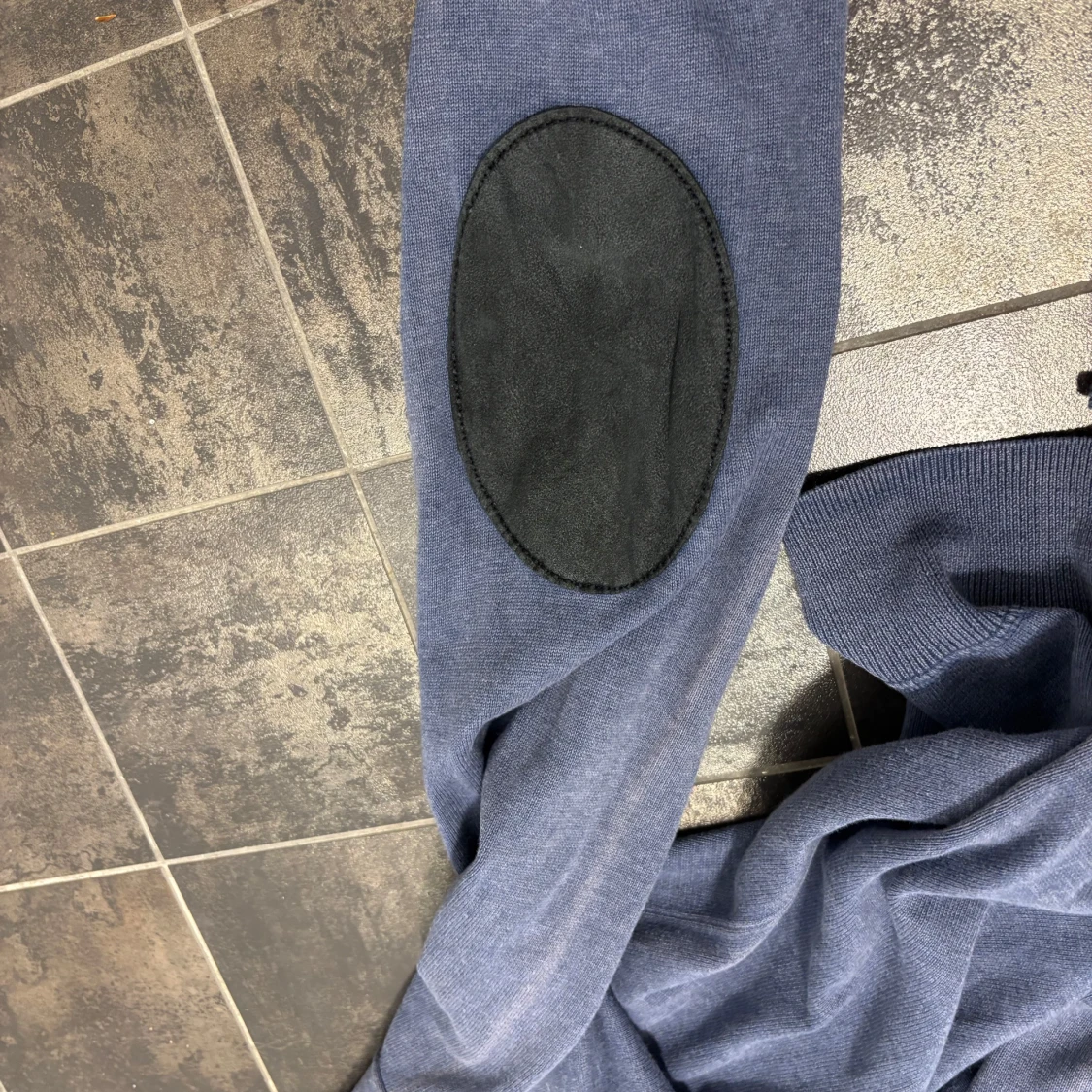 Blå kofta från Acne med mockadetaljer - 4