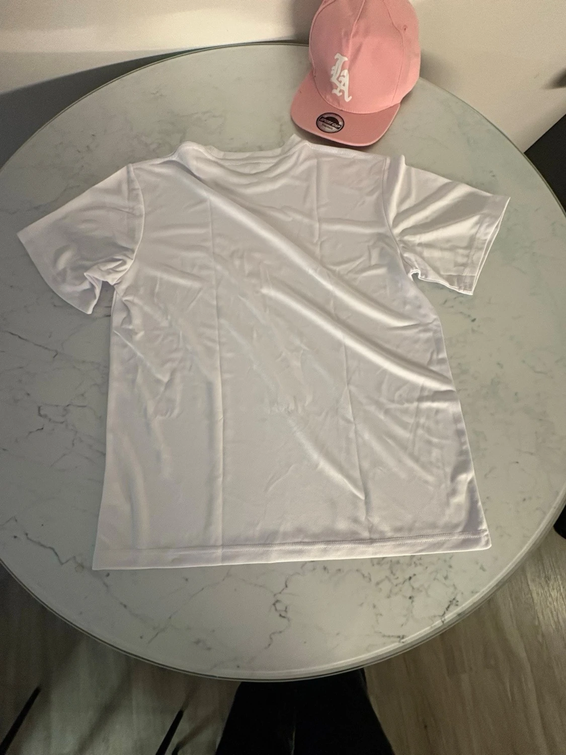 Vit t-shirt från Asedunk med tryck - 2