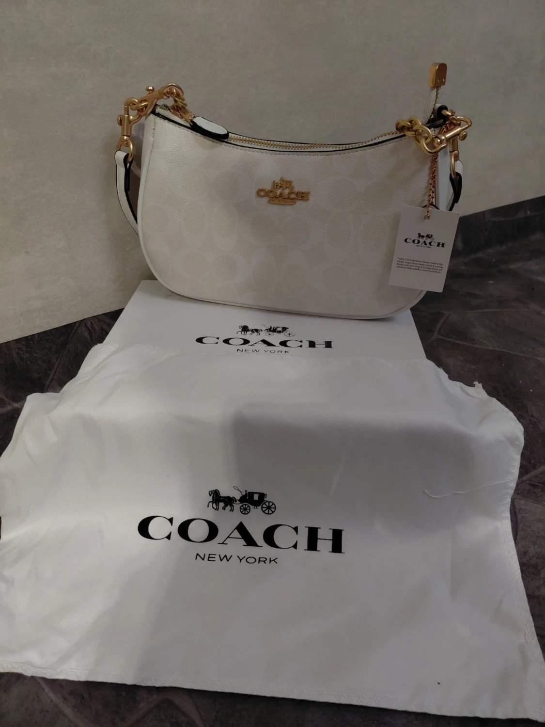 Vit handväska från Coach