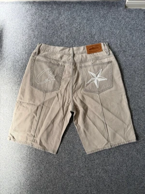 Corteiz gray jorts/ denim shorts - Size M, true to size. Just like new. Unused, please feel free to ask questions if needed.
