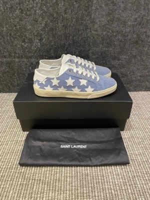 Saint Laurent skor 