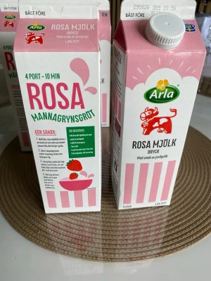 Arla rosa mjölk med jordgubbssmak - Säljer Arla rosa mjölk med smak av jordgubb finns en kvar (bud) 