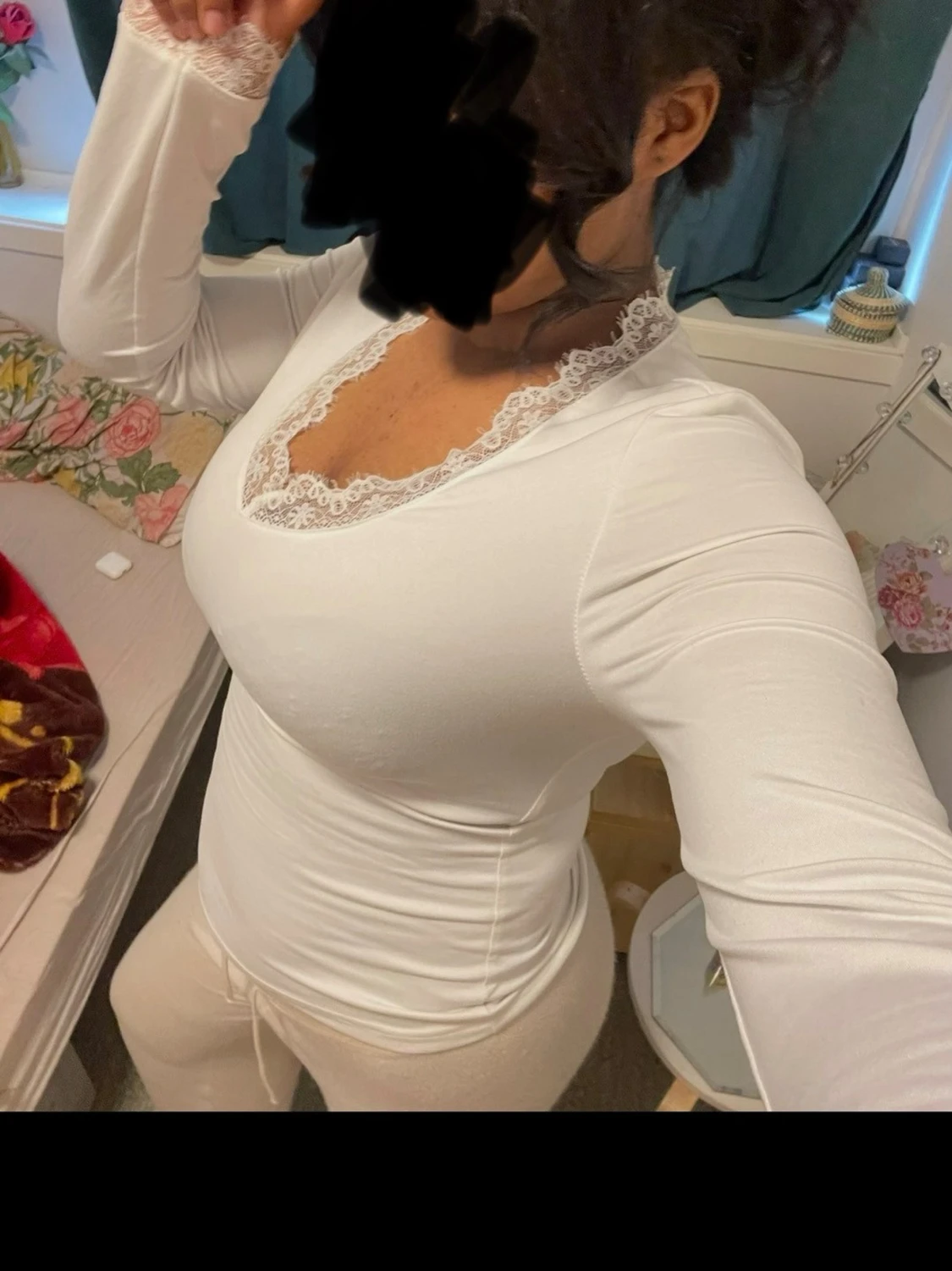 Vit långärmad topp med spets - 1