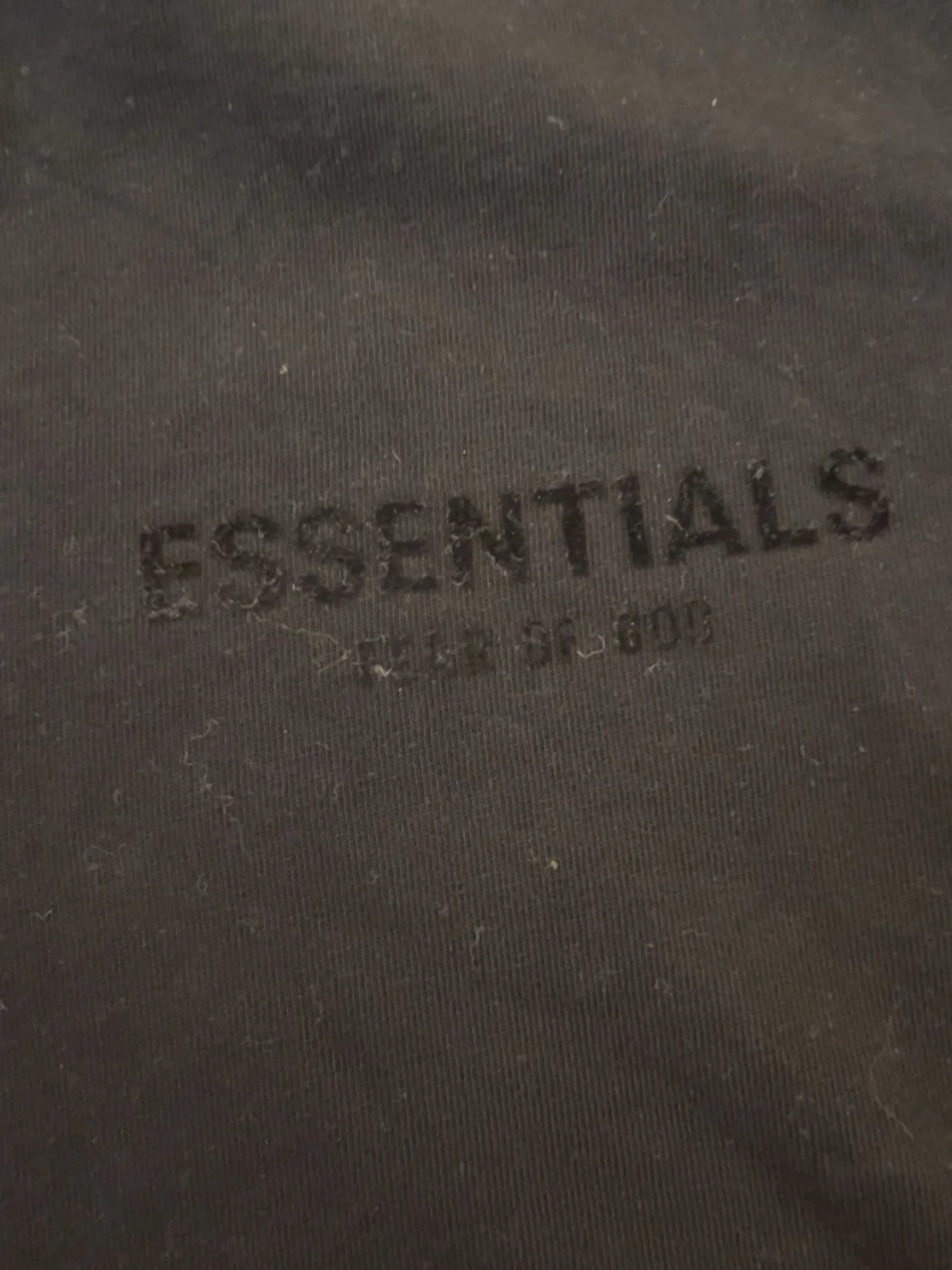 Svart Essentials Fear of God t-shirt - 2