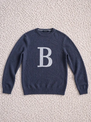 Berkeley Merino Wool - Säljer en stilren stickad tröja från Berkeley.  Tillverkad i 100% Extrafine Merino Wool, väldigt mjuk, skön och av hög kvalitet. Fint skick överlag. Inga defekter. Storlek: L Passform: Regular Pris kan diskuteras vid snabb affär. Bara att skriva vid frågor eller fler bilder!