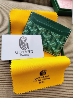 Grön korthållare från Goy4ard  - t