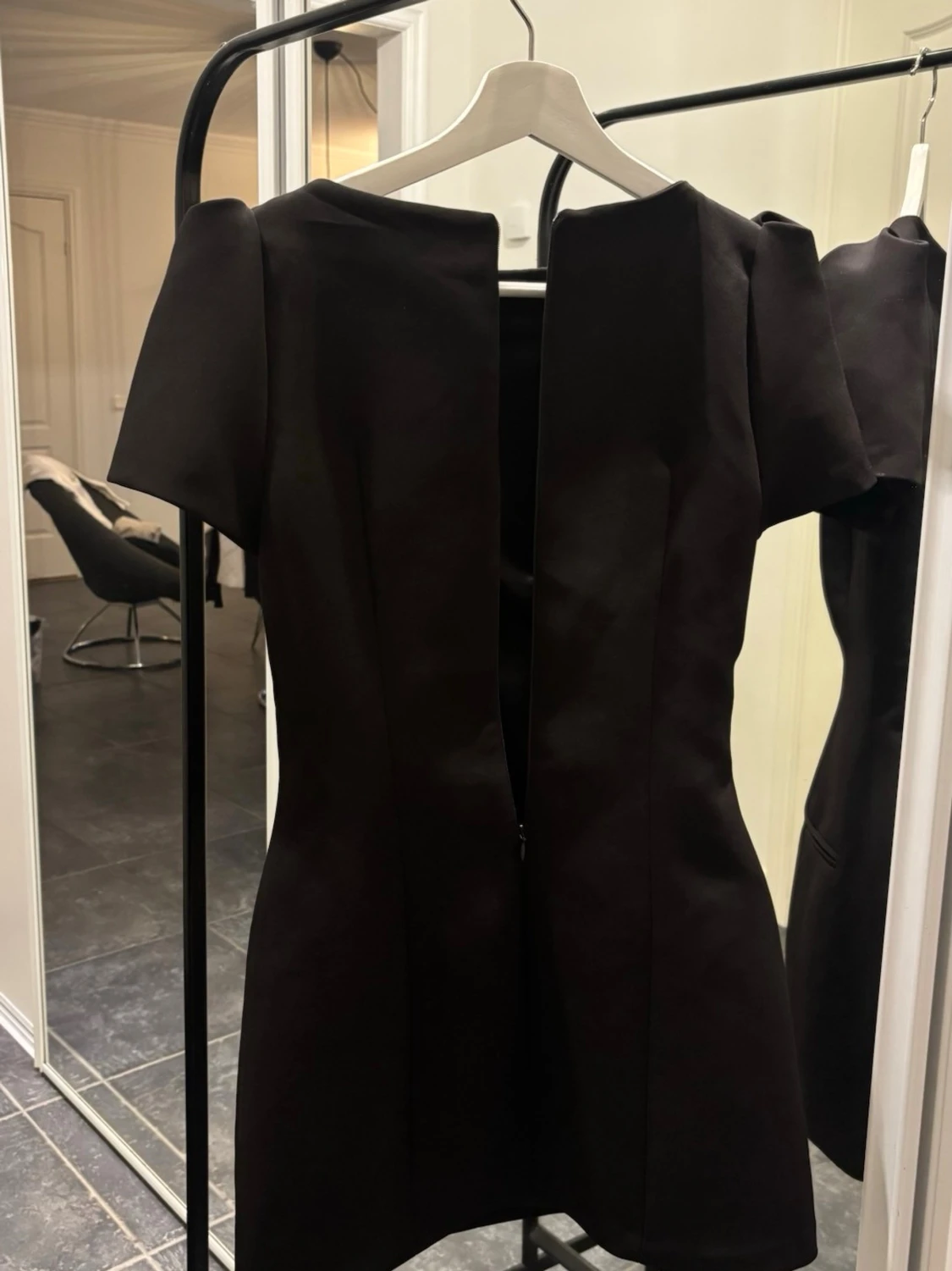 Mini Suit dress med puffärm - 2