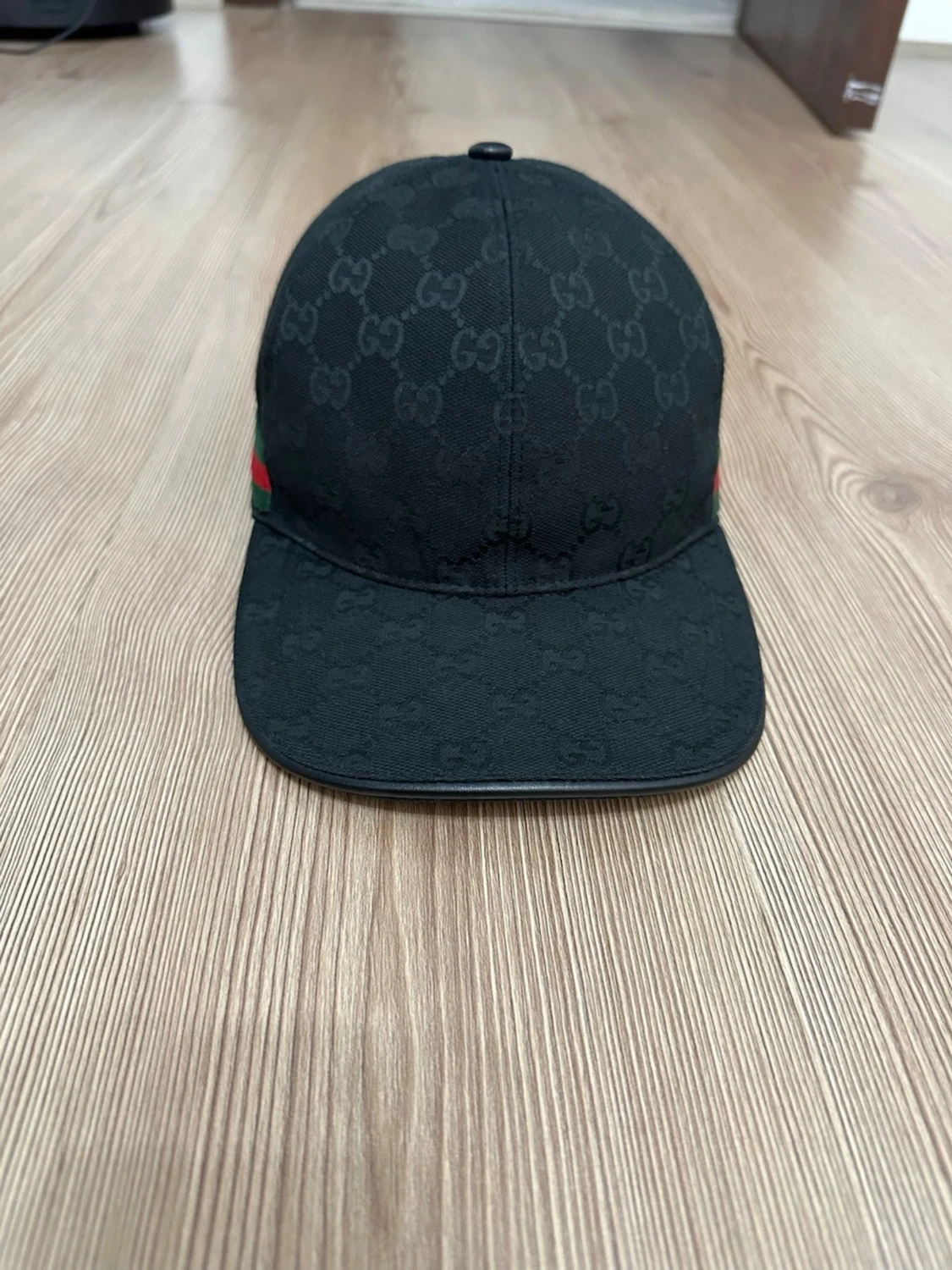 Svart keps med GG-mönster från Gucci - 5