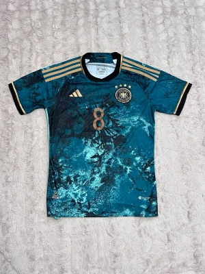 Tyskland Jersey M - Mycket bra skick