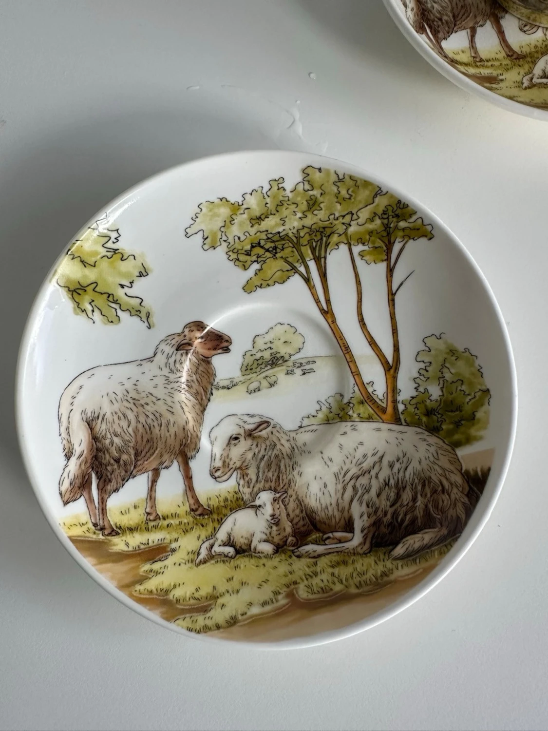 Lefard- Koppar med fat och fårmotiv - 2-pack - 2