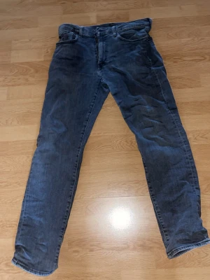 Levis jeans - Bra skick