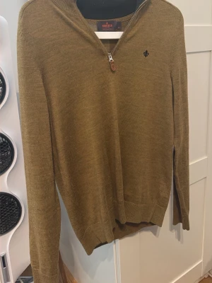 Morris Halfzip - Morris halfzip i strl XS, sitter som XS