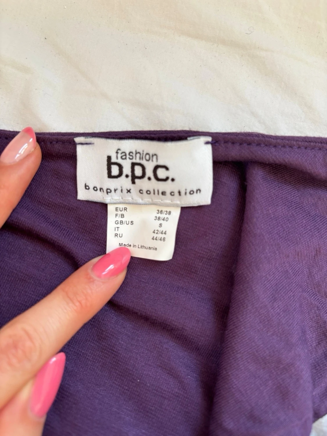Lila oneshoulder klänning - 2