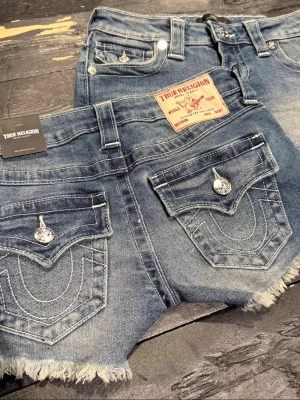 True religion shorts - Jättefint skick använda 5 gånger 