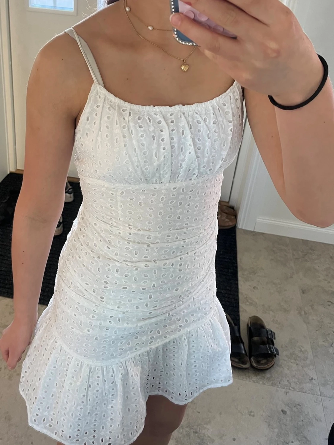 Vit klänning med spets