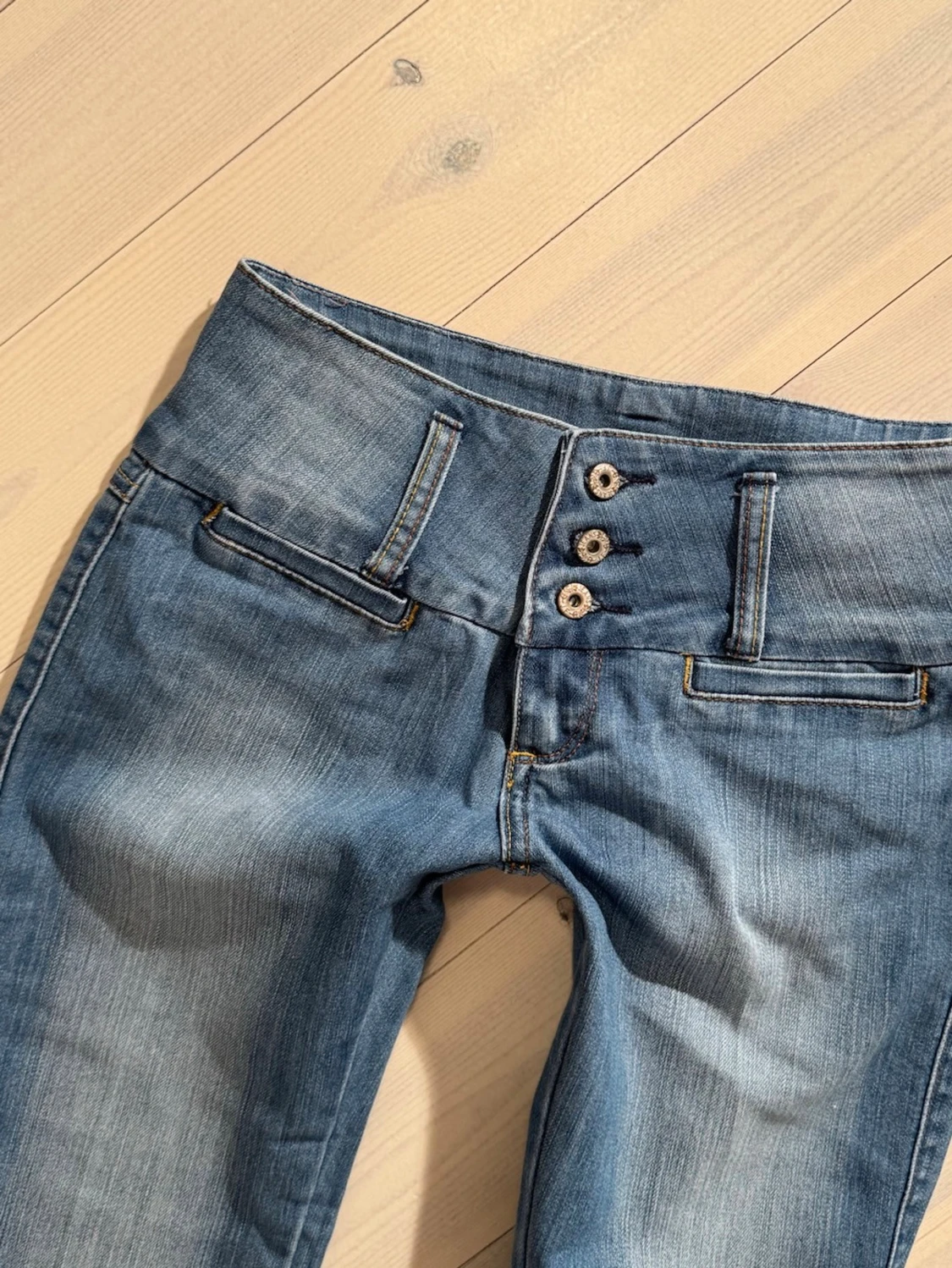 Lågmidjade bootcut jeans  - 5