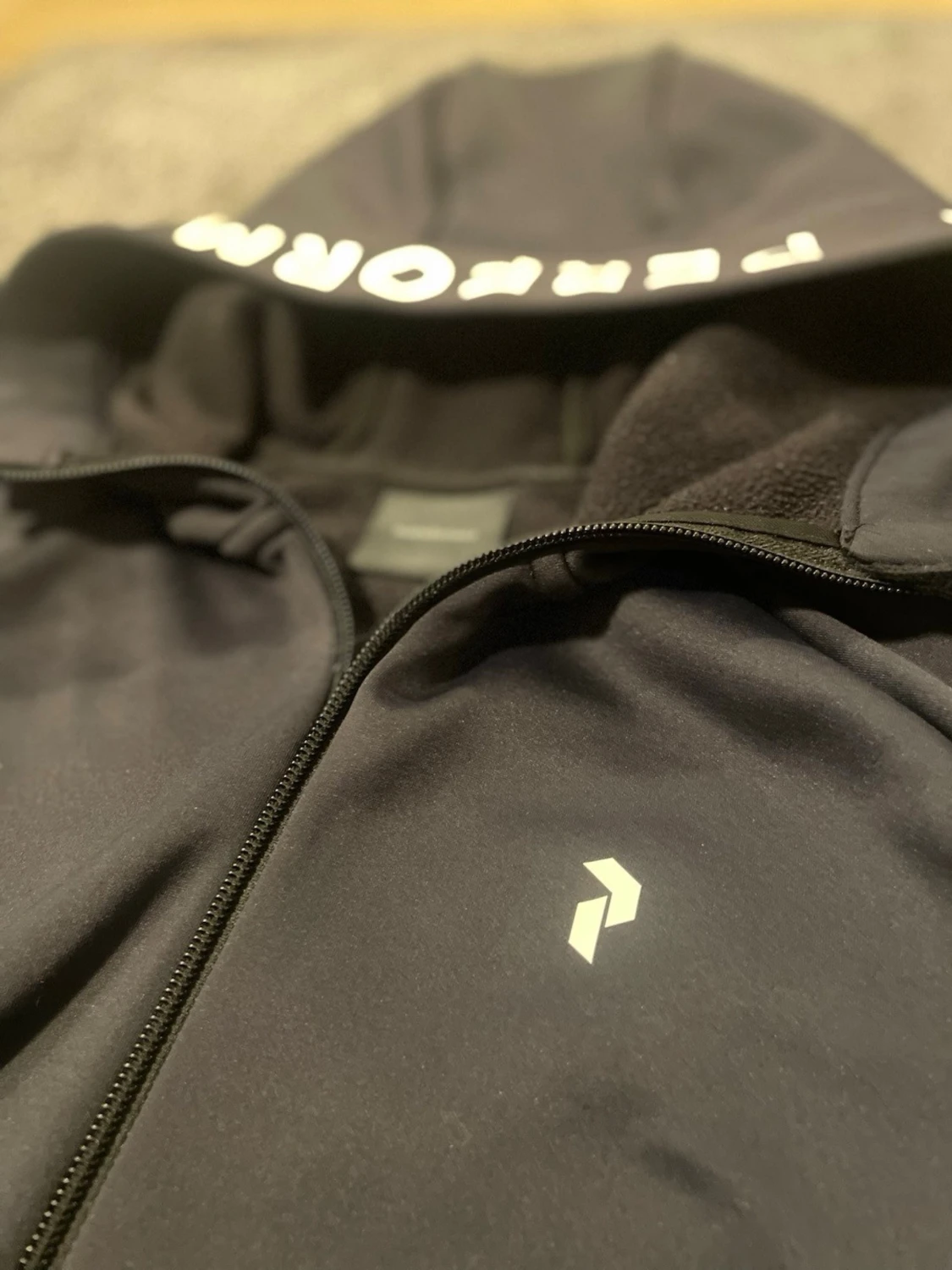 Svart peak performance kofta  - 2