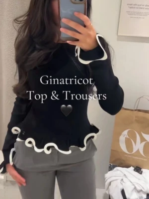 Knitted topp - Gina tricot - HELT NY ALDRIG ANVÄND, Prislapp kvar❗️❗️❗️