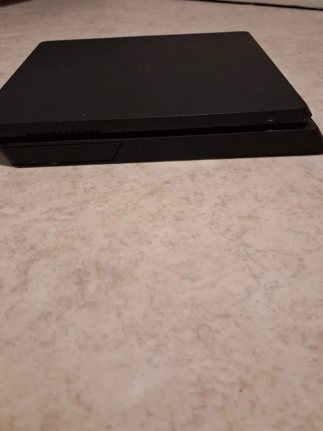 PlayStation 4 Slim spelkonsol svart - 2