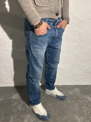 Replay jeans  - Ett par riktigt snygga jeans från Replay i storlek W31 L30 i modellen Joe/slim