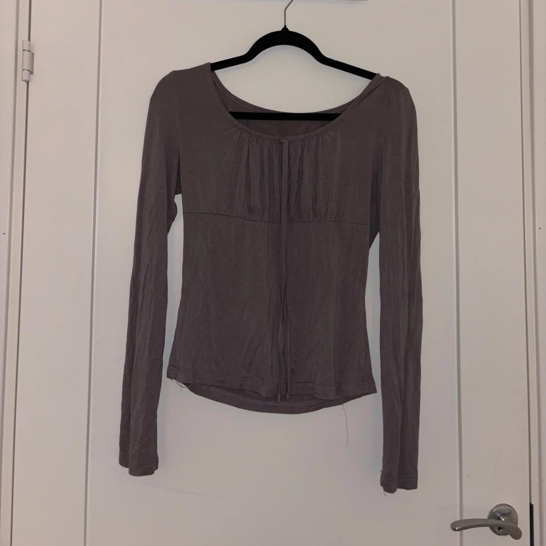 Ljuslila/grå långärmad topp