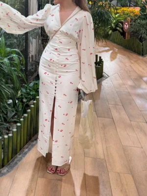 Adoore klänning - Supersöt klänning från Adoore endast använd en gång! ❤️storlek 34