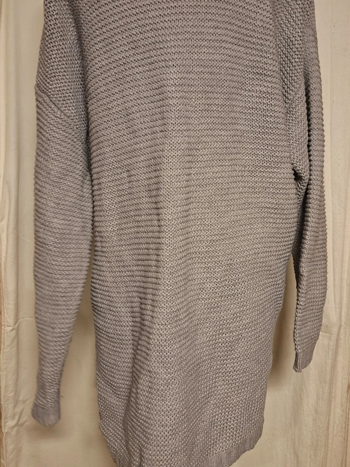 Ljusgrå stickad cardigan med fickor - 1