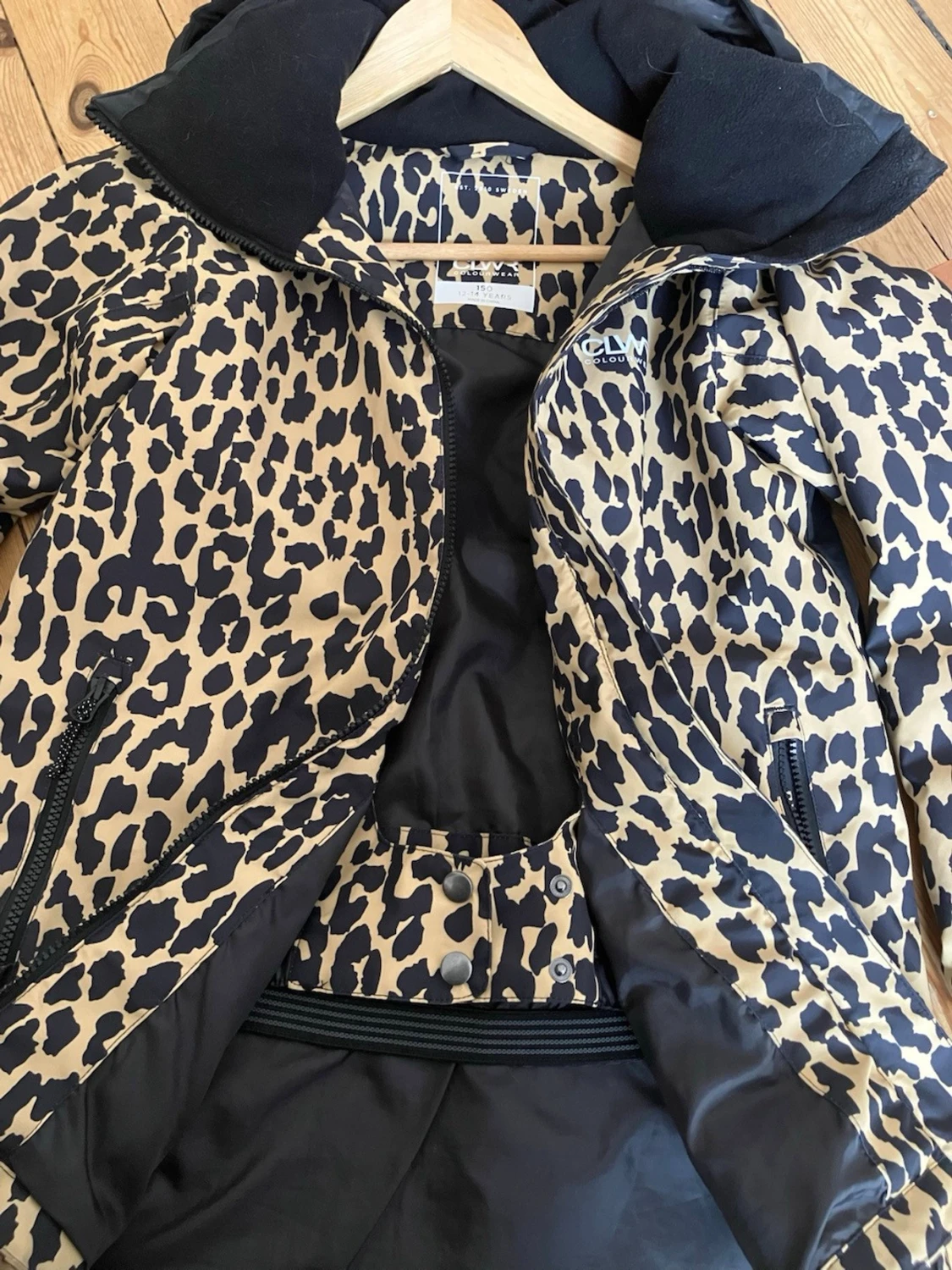 Leopardmönstrad skidjacka  från CLWR