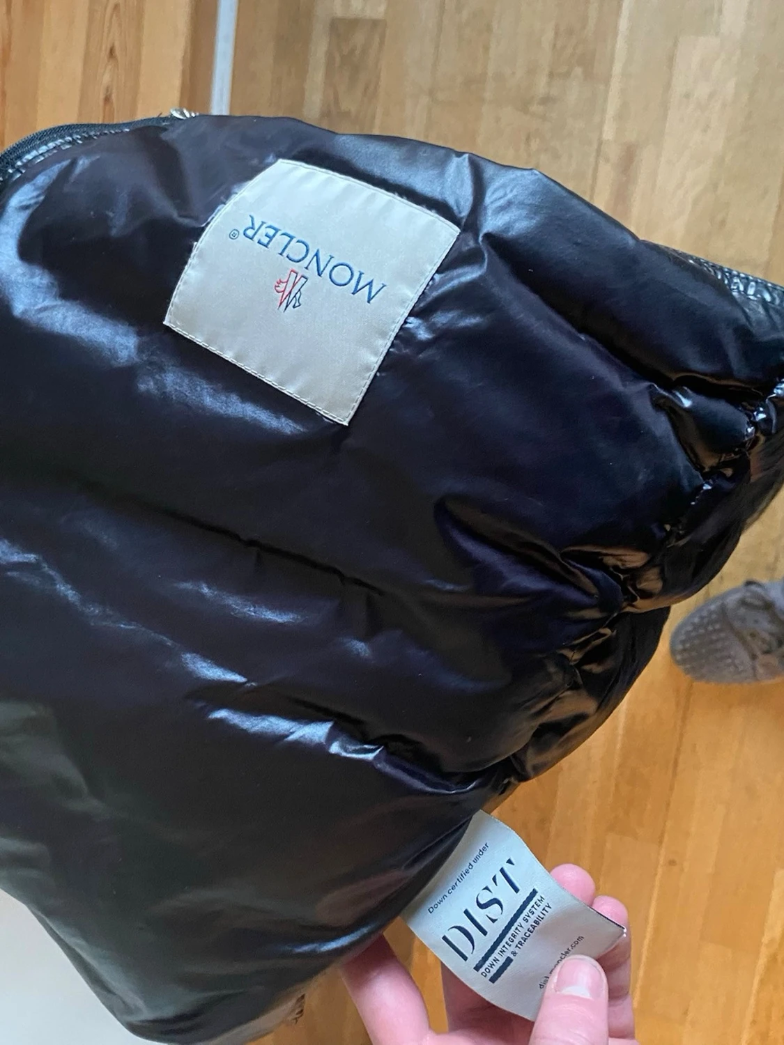 Svart dunväst från Moncler - 5