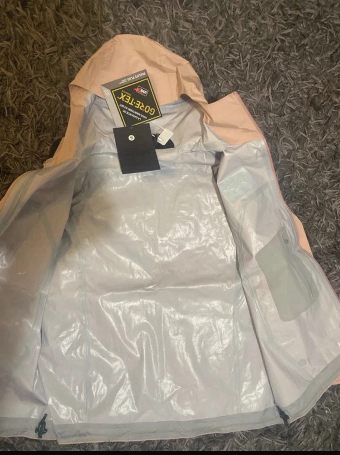 Arcteryx jacka med mössa  - 5