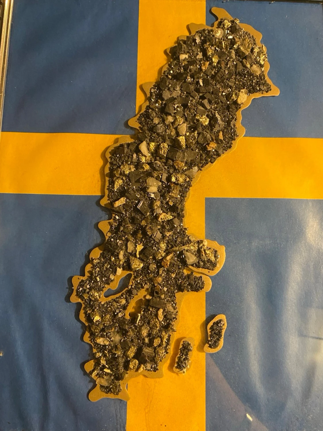 Handgjort Tavla med Sveriges karta och flagga - 1