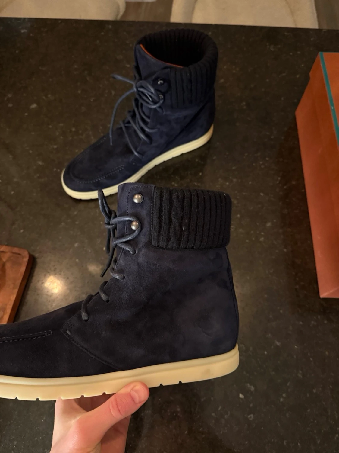 Loro piana Ontario walk - 1