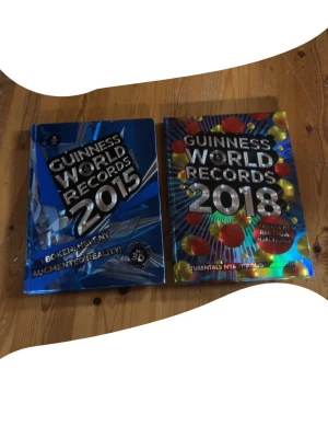 Guinness World Records 2015 & 2018 - Två äkta Guinness World Records, utgåvorna 2015 och 2018. 