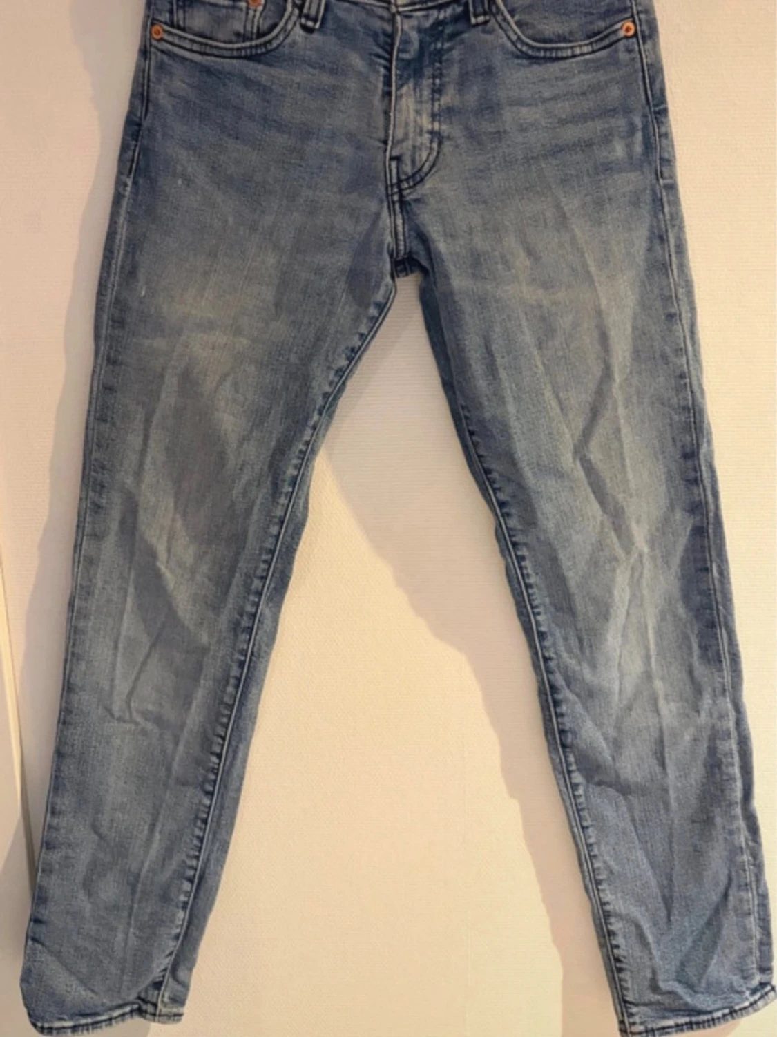 Levis jeans w28 L32 - 1