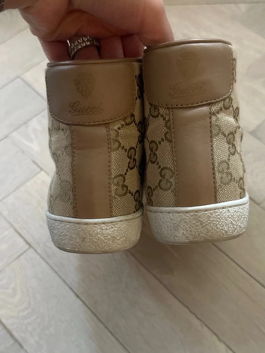 Beige höga sneakers från Gucci - 1