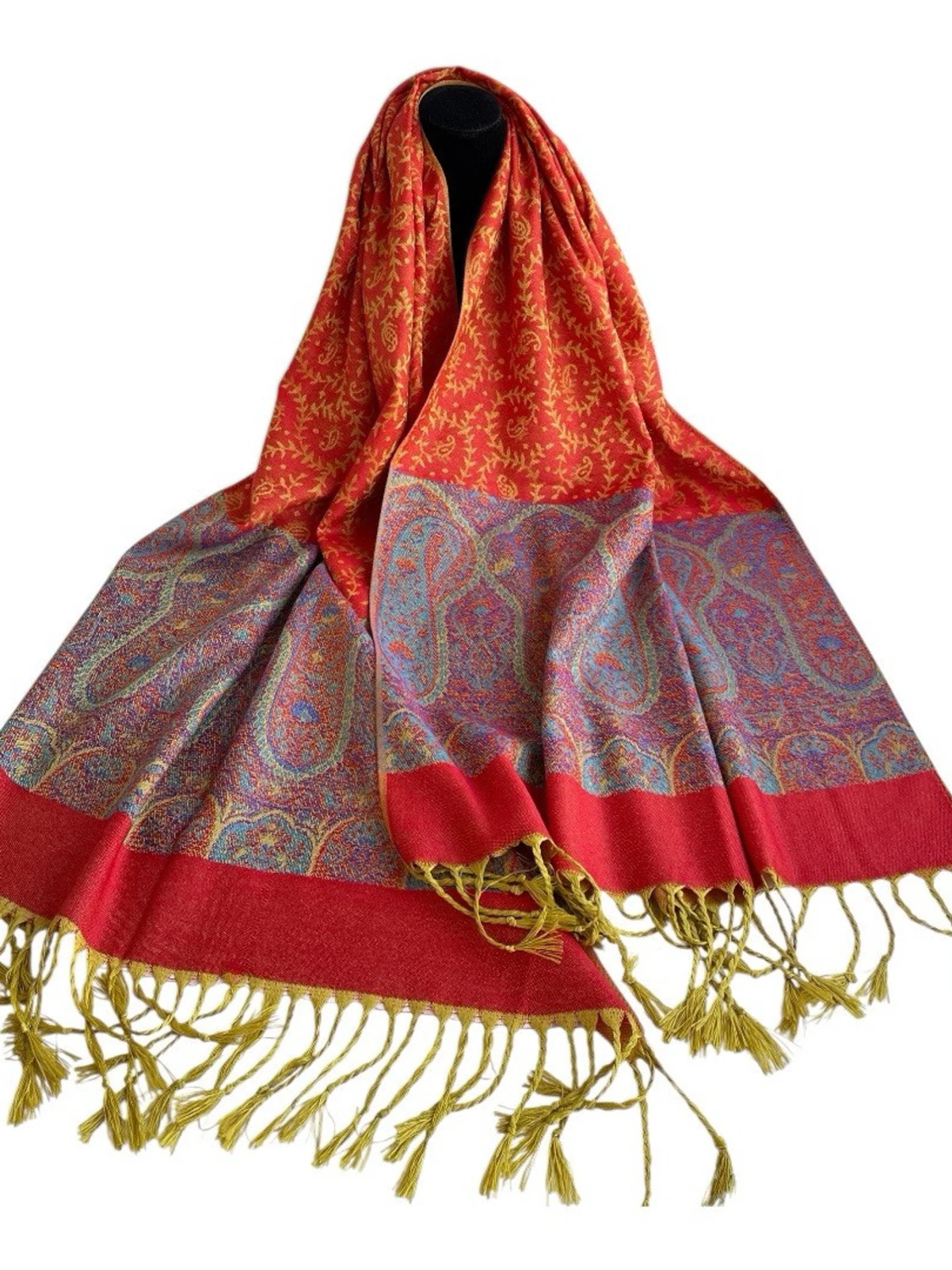 Paisleymönstrad sjal i pastellfärger - 2