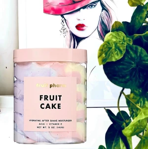 Fruit Pharm Smoothing shave butter ”Fruit Cake”! - Fruit Pharm Smoothing shave butter ”Fruit Cake” med Acai & Hyaluronsyra. 142 g. Plomberad.