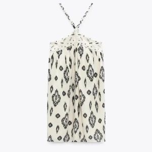 Zara klänning  - Helt ny i strl xs⭐️🩷 så fin sommarklänning med söta och coola detaljer, aldrig använd!! 