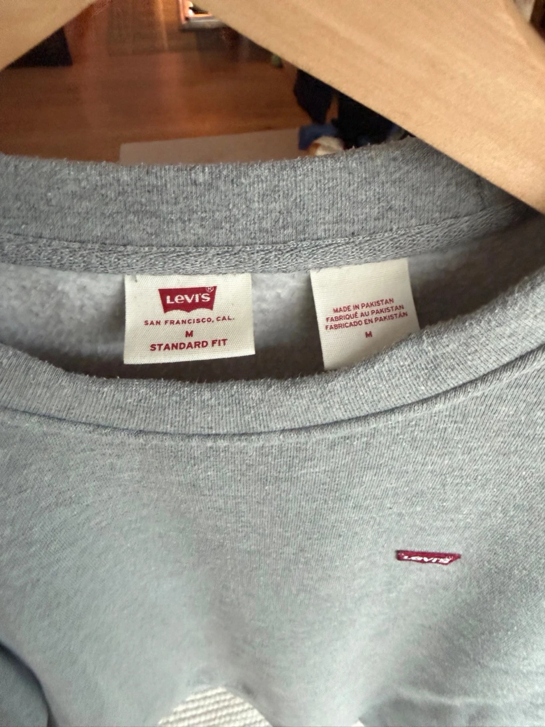 Grå sweatshirt från Levi's - 2